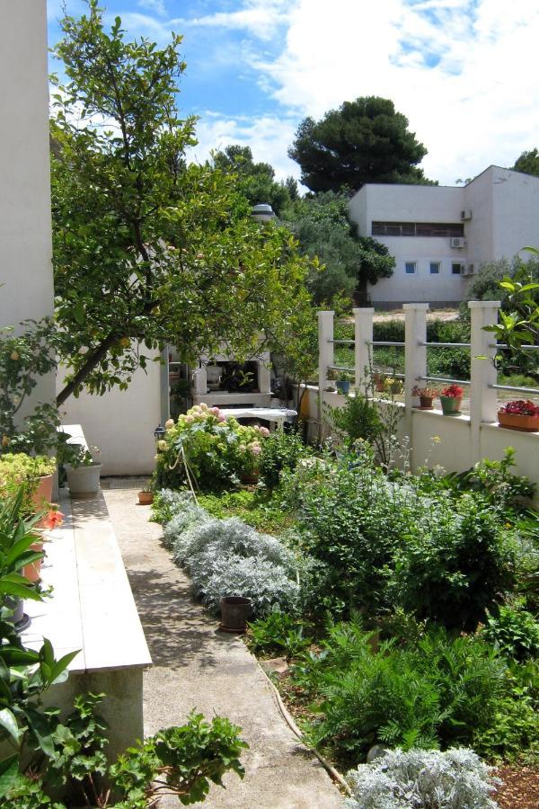 Apartments By The Sea Podgora, Makarska - 2615 外观 照片