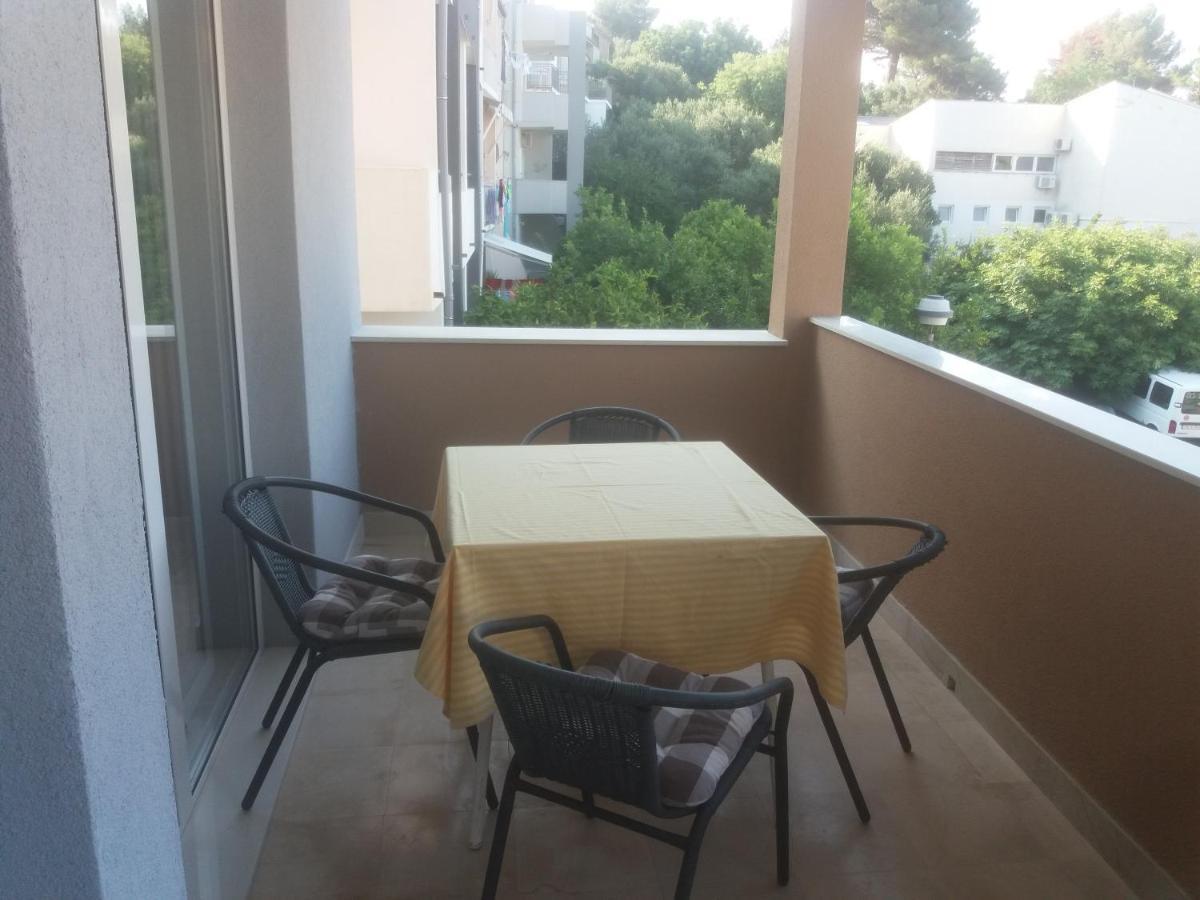 Apartments By The Sea Podgora, Makarska - 2615 外观 照片