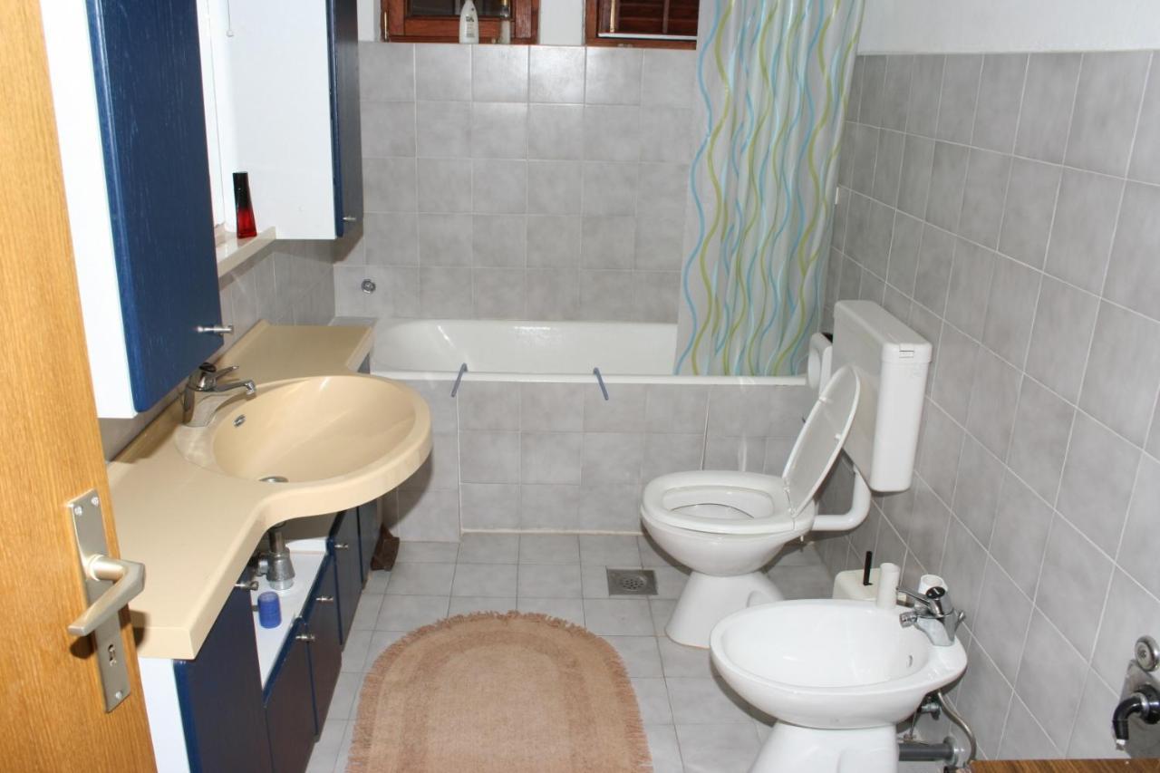 Apartments By The Sea Podgora, Makarska - 2615 外观 照片