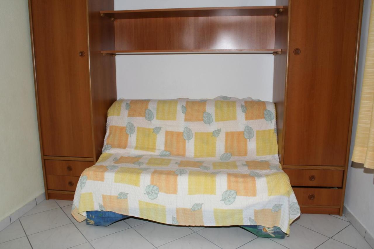 Apartments By The Sea Podgora, Makarska - 2615 外观 照片