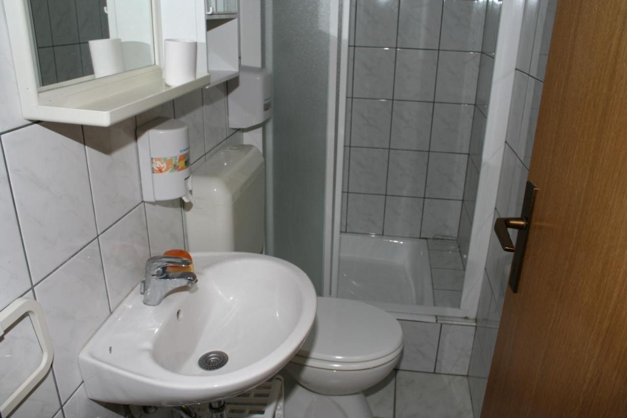 Apartments By The Sea Podgora, Makarska - 2615 外观 照片